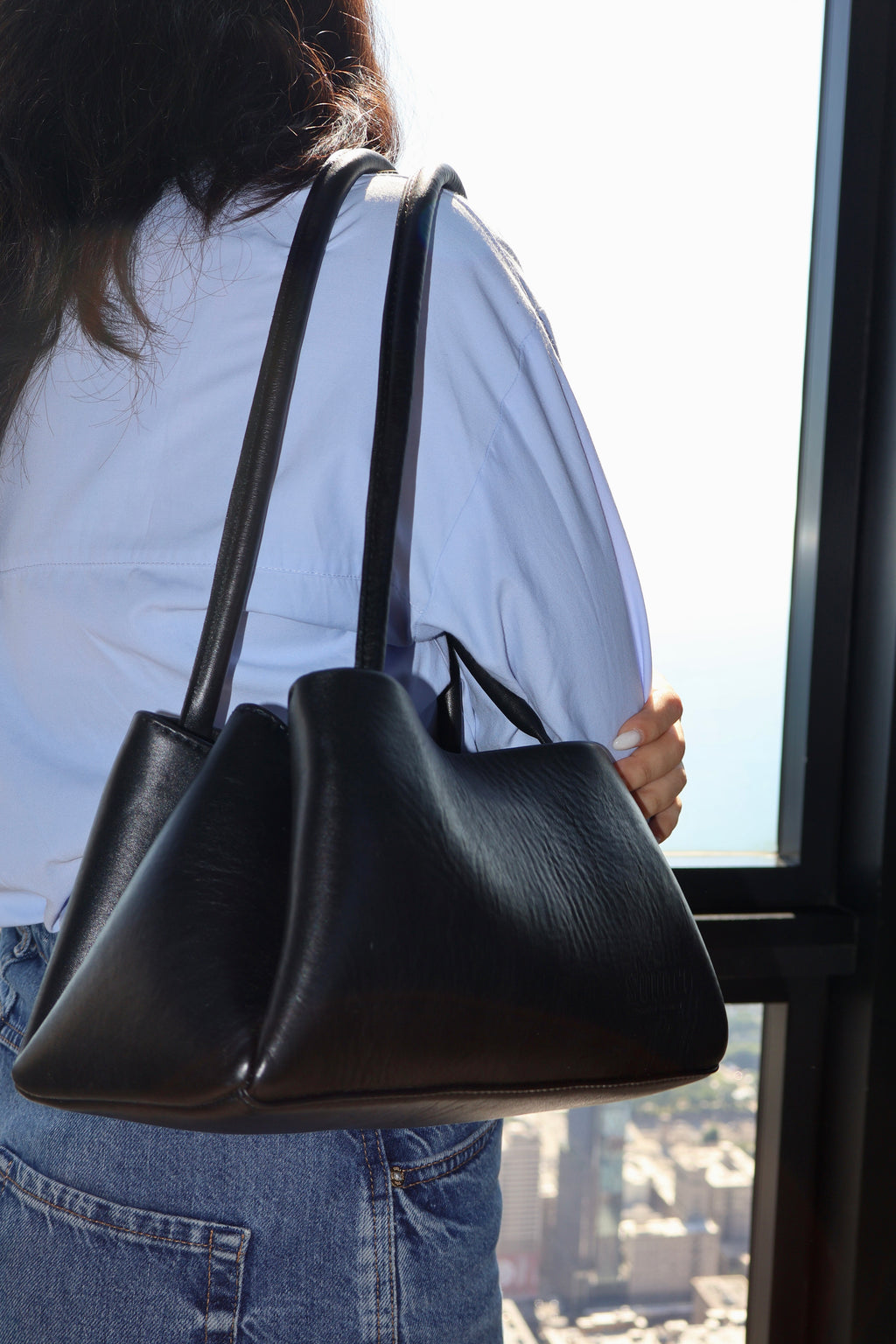 Hana Shoulder Bag Negra